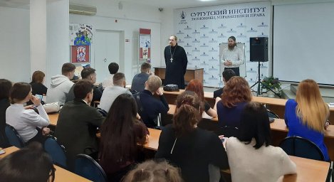 Встреча с настоятелем Храма Александра Невского иереем Глебом и старостой Храма Сергием