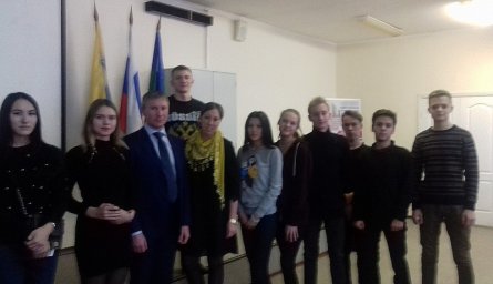 Встреча с Федеральным судьей Сургутского городского суда Бурлуцким Игорем Владимировичем